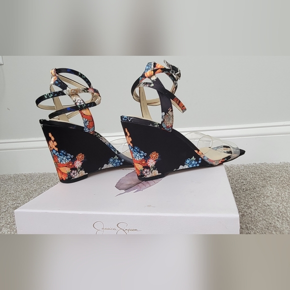 Jessica Simpson Arlisa Wedge Sandal - Picture 6 of 7